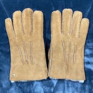 Ugg Genuine shearling/suede gloves